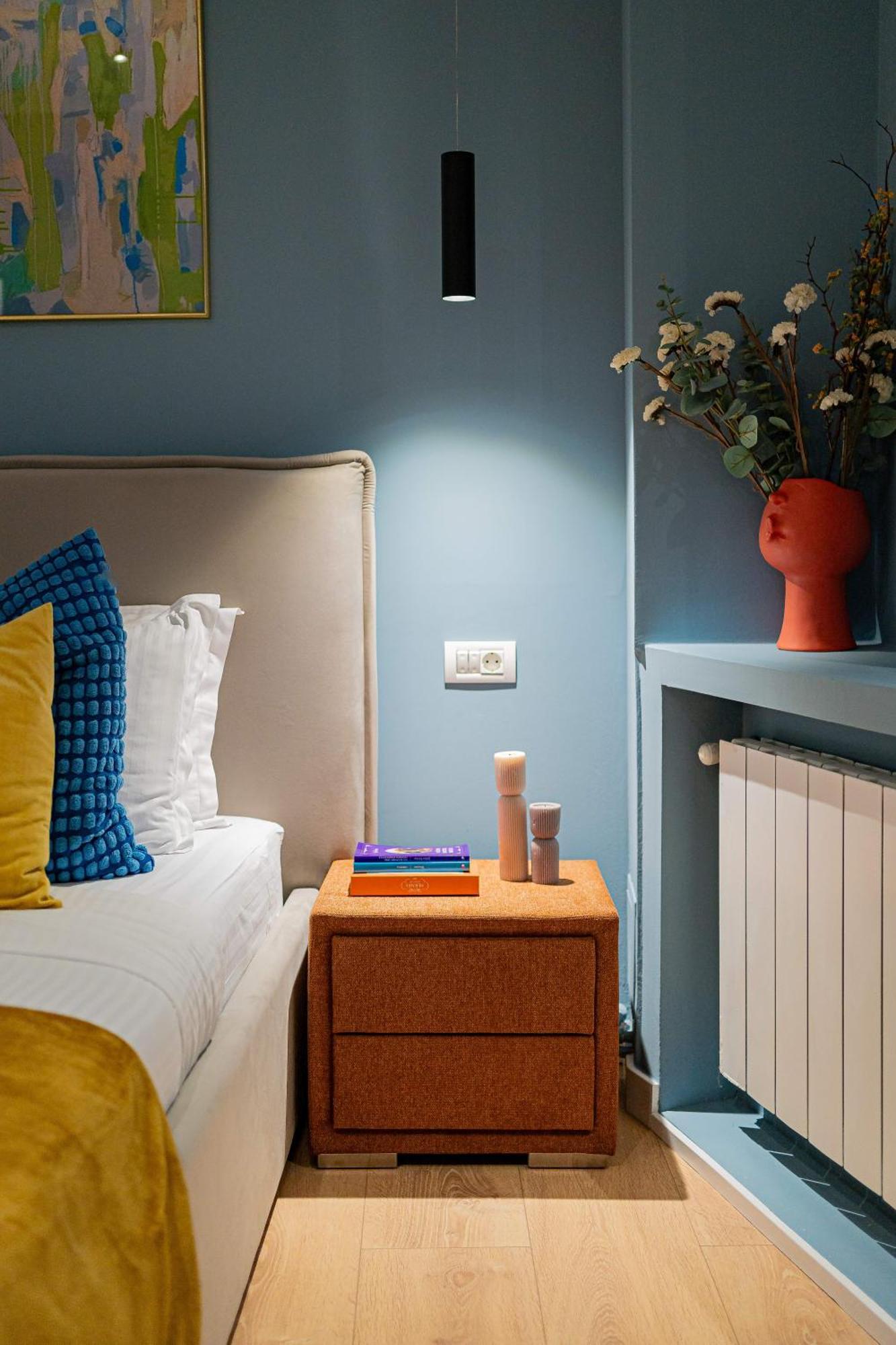 Celestial Azure - Tranquil 1Br In Piata Universitatii Boekarest Buitenkant foto